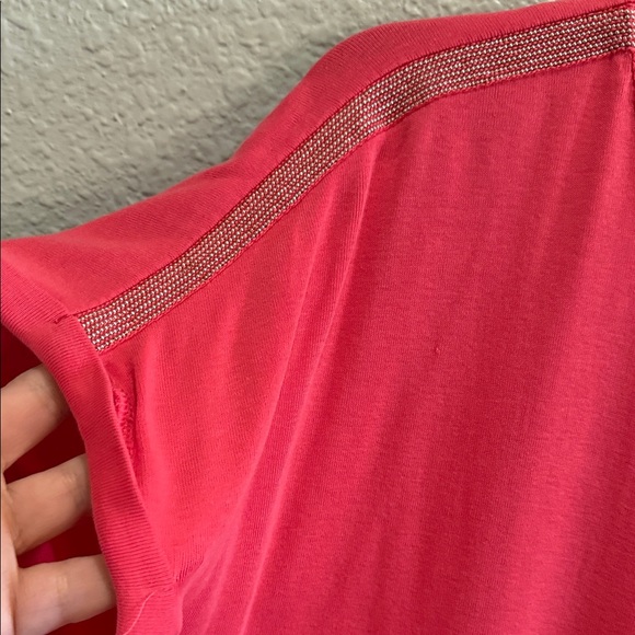 Chico’s size 2 Coral Women's Short Sleeve Top with Metallic Shoulder Trim - Picture 6 of 7